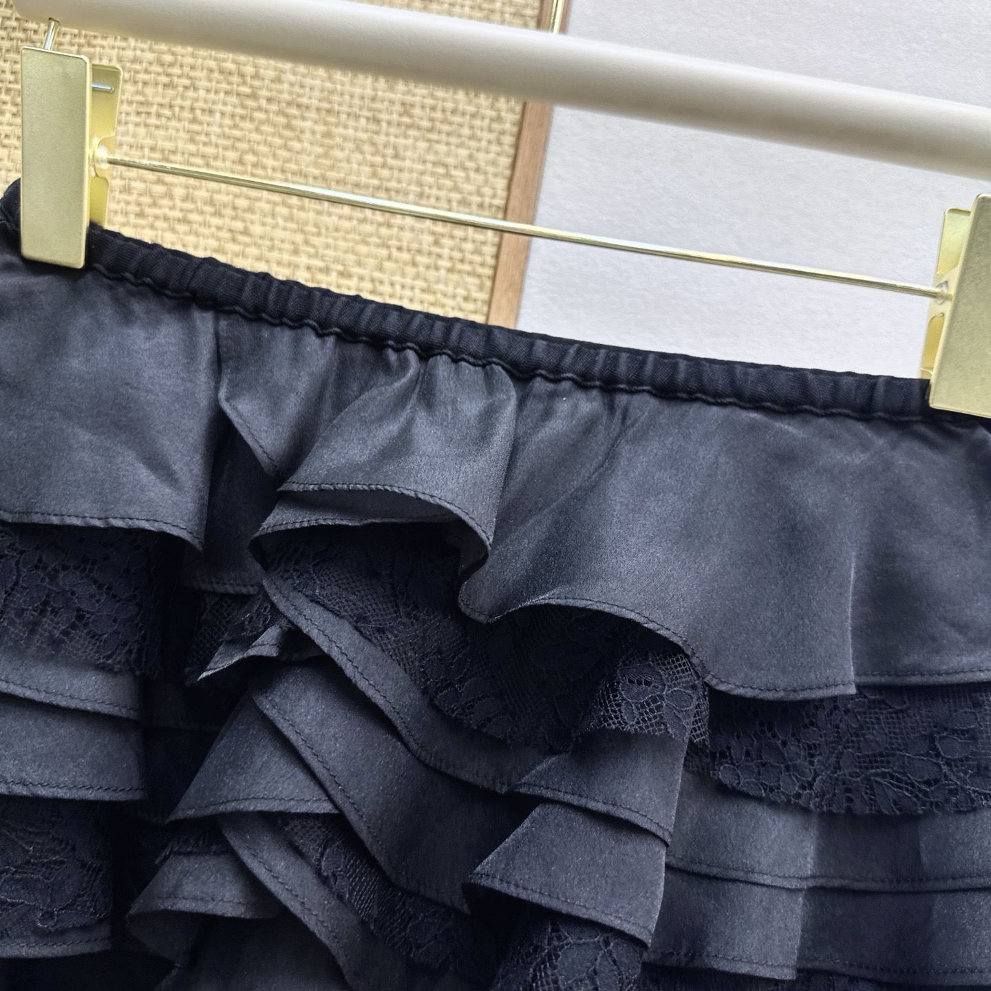 skirts and dresses woman